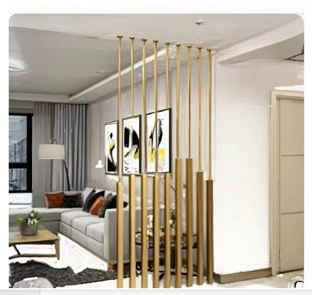 Home Office Interior Design - ฉากกั้นห้องสเตนเลสสตีลชุบทองแบบถอดประกอบได้ ดีไซน์ตกแต่งลายฉลุเลเซอร์ทันสมัย เหมาะสำหรับโรงแรม บ้าน และสำนักงาน